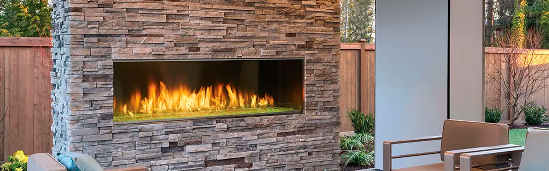Lanai Linear Fireplace Monessen